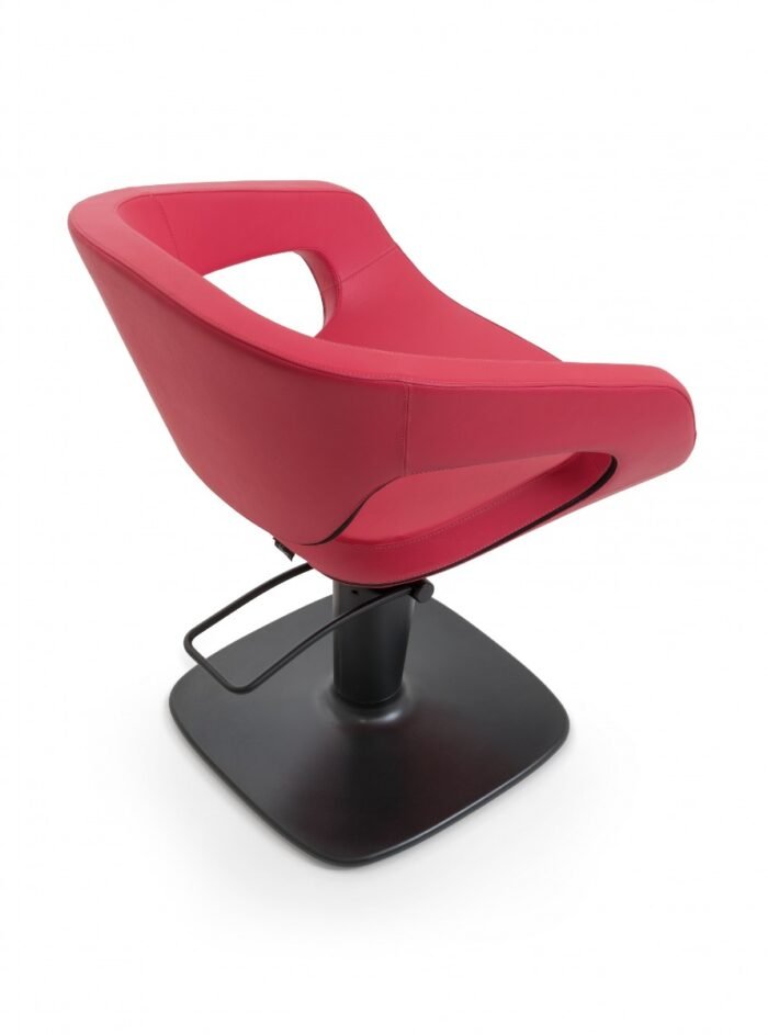 STRIPTEASE - Image 4