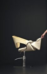 STRIPTEASE - Image 7